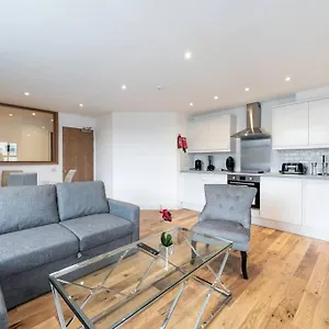 Gorgeous Modern Br2 , Uxbridge United Kingdom